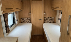 WhatsApp Image 2026-04-17 at 08.35.34 (2)