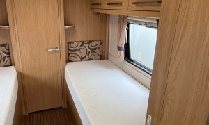 WhatsApp Image 2026-04-17 at 08.35.35 (4)